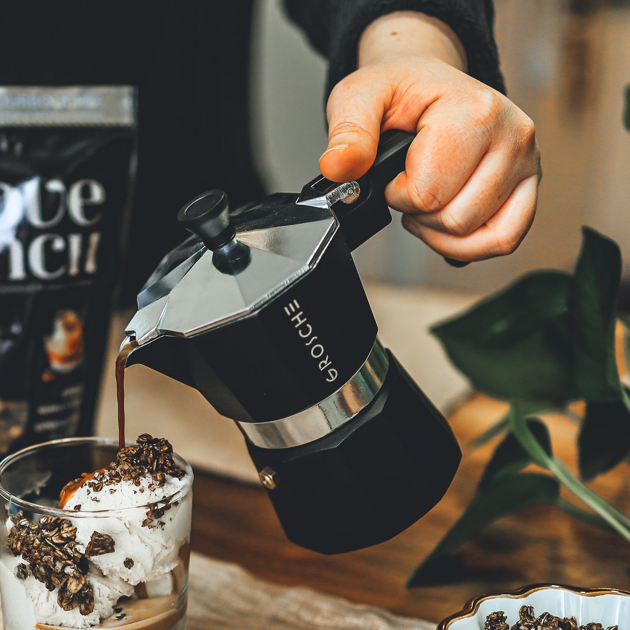Cafetera Milano Negra para 6 tazas – Mokador 100% STRAORDINARIO
